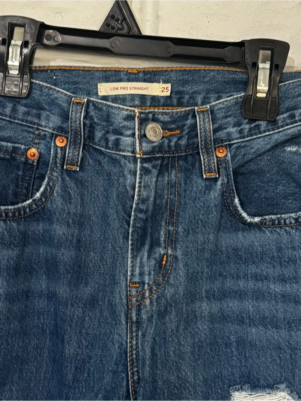 Levis Low Pro Straight Jeans Women’s 25 Distressed Medium Wash Denim